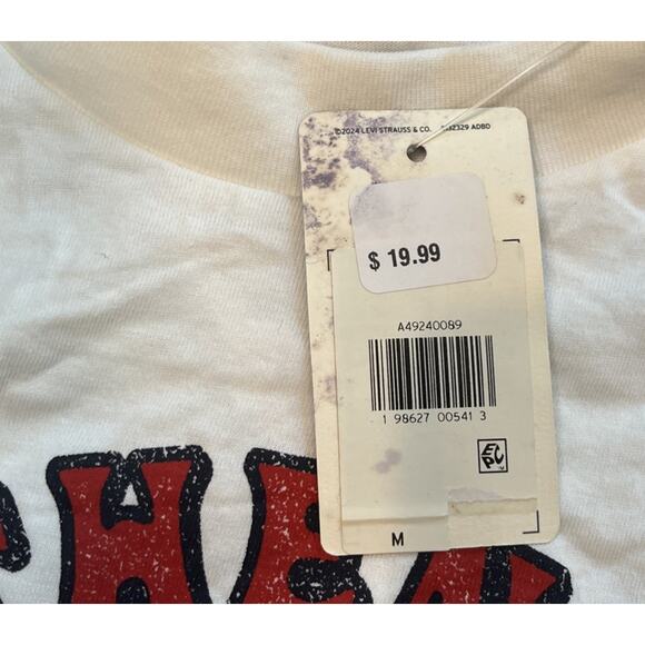 Levi's Graphic T-Shirt White Authentic Copper Riveted 1873 Distressed Logo NWT M - Picture 3 of 5